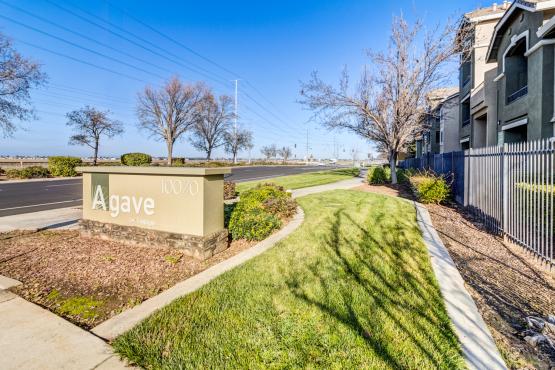 Agave Apartments | Elk Grove, CA